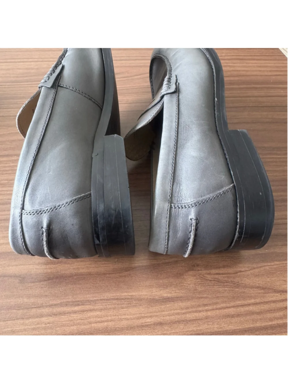 Banana Republic Gray Italian Leather Penny Loafers Men’s Size 8.5 Ortholite